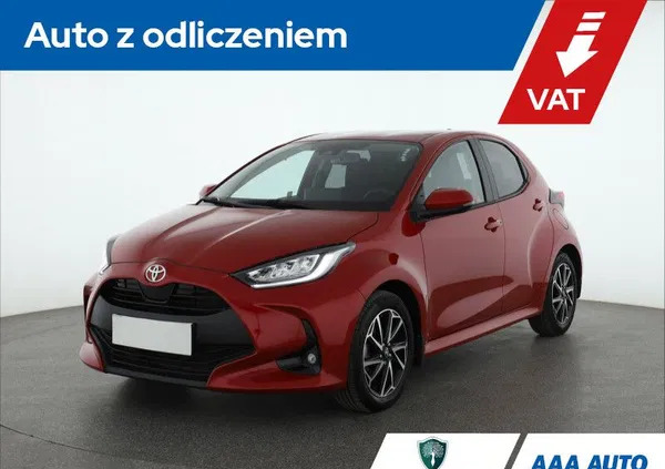 małopolskie Toyota Yaris cena 88000 przebieg: 7988, rok produkcji 2022 z Rypin
